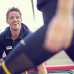 Kundin beim physiotherapeutischen Training