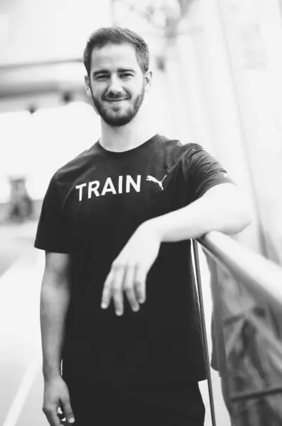 Simon Schwarz Portrait