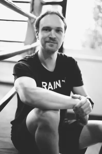 Portrait von Stefan Aigner im Manhattan Club Brunn